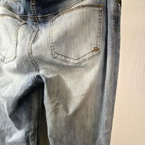 Ladies size 13 faded anklet blue jeans